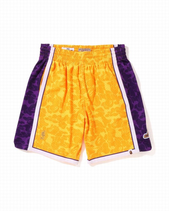 Bermudas Bape X M&N Los Angeles Lakers Jersey Hombre Amarillos | 638071-OGT