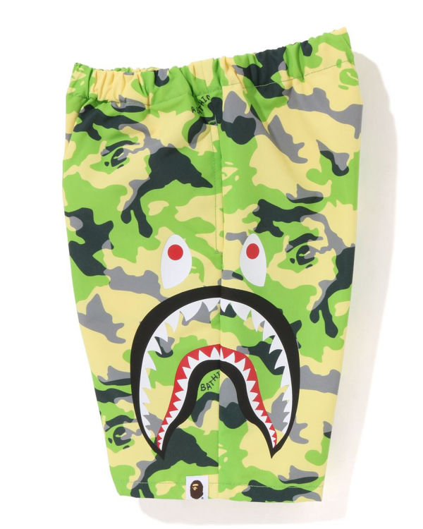 Bermudas Bape Woodland Camo Side Shark Beach Niños Verdes | 568932-VSZ